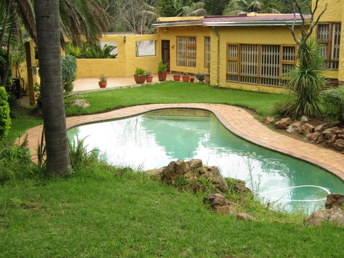 Phomolong Guest House, Westgate, Roodeporte Roodepoort Buitenkant foto